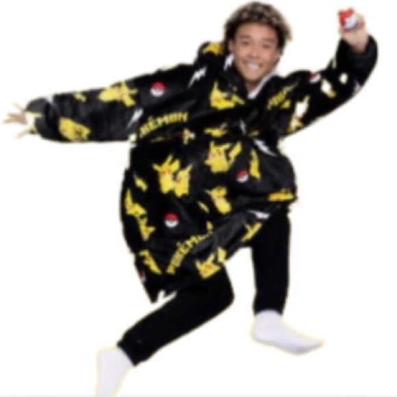 EC Plush Pokémon Picachu Fleece Black & Yellow Boy’s Robe Size 8 - Picture 6 of 7